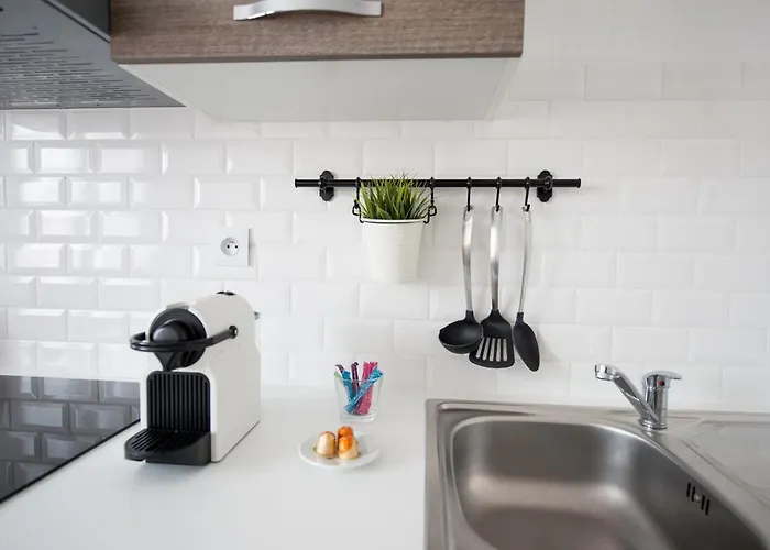 Le Petit Nid De Max Et Sophie 1free Garage Apartment