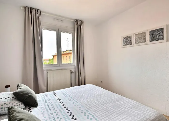 Le Petit Nid De Max Et Sophie 1free Garage Colmar